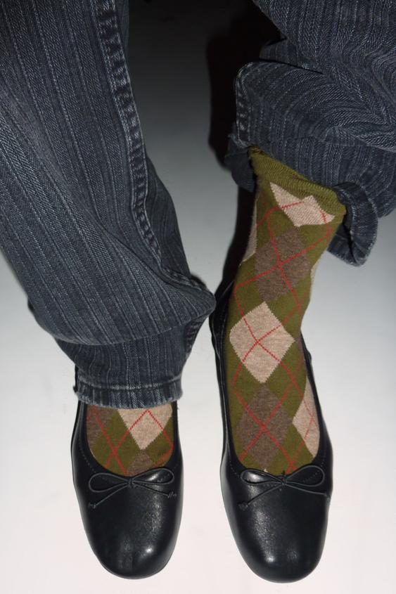 PRINTED ARGYLE SOCKS - Khaki by Zara - Image 0