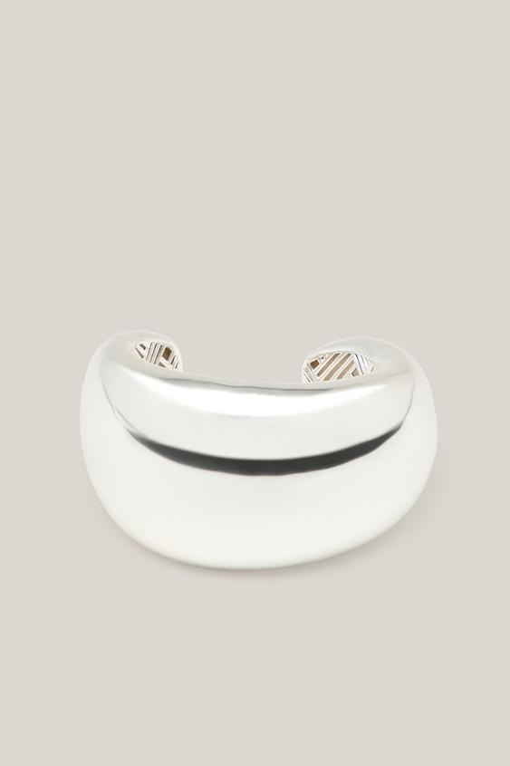 Plain bracelet - LIMITED EDITION from Zara - $180