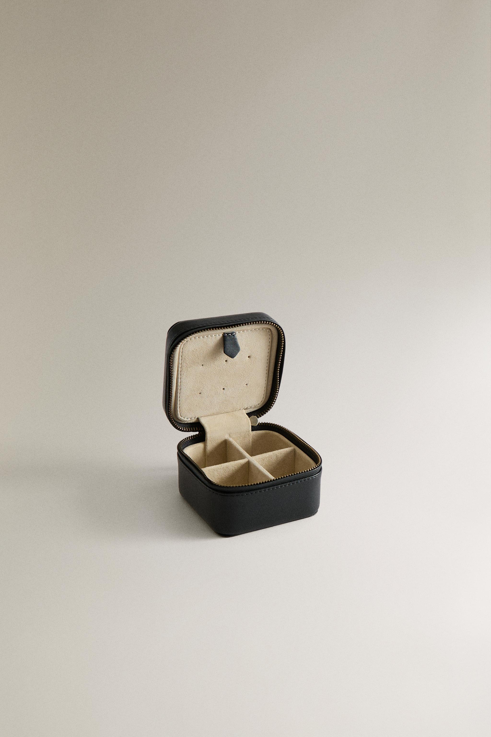 LEATHER JEWELLERY BOX