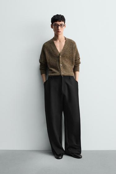 RELAXED FIT PLEATED TROUSERS - Black by Zara