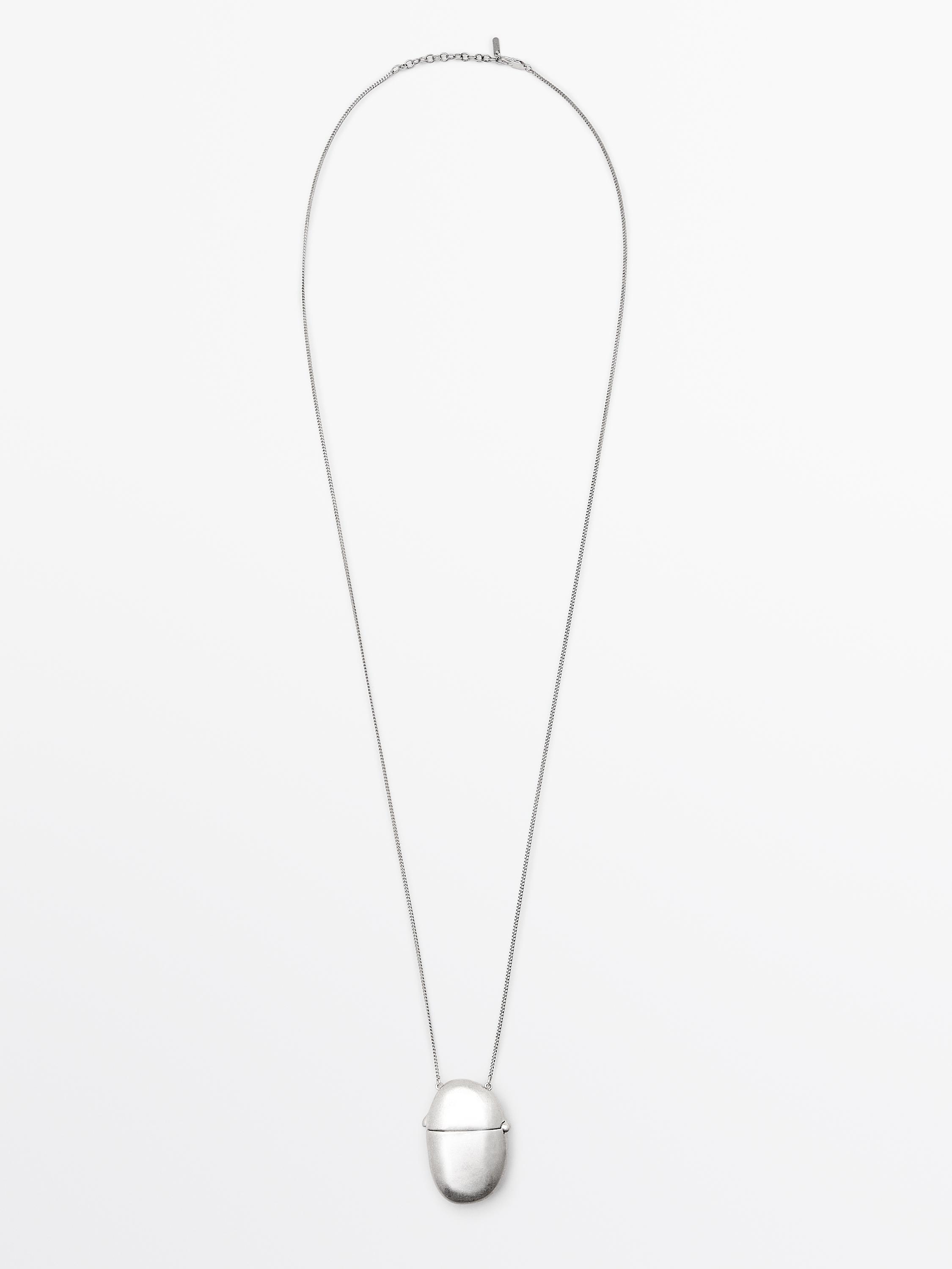 Collier pendentif boîte ovale