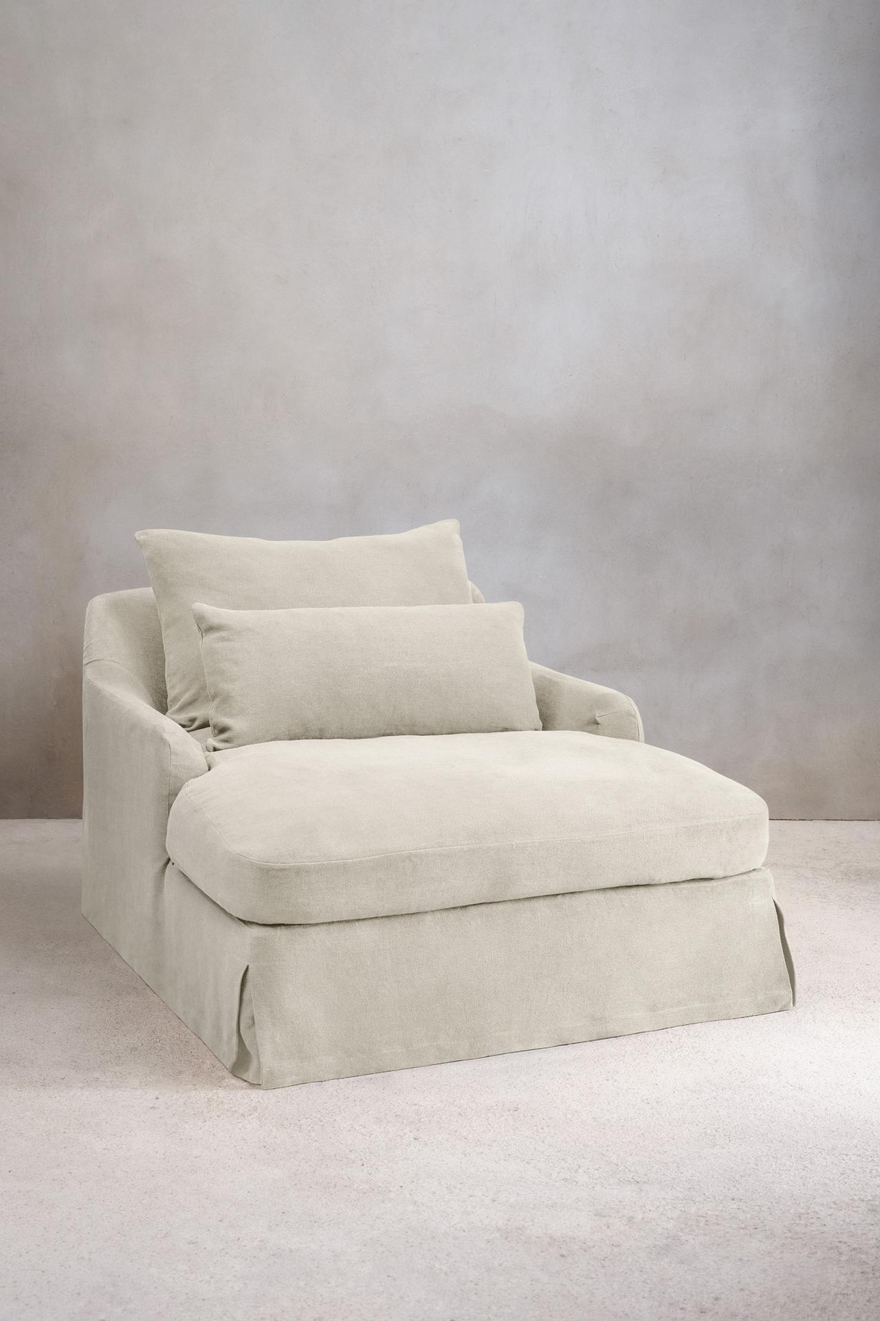 LOVESEAT 01 — Light beige