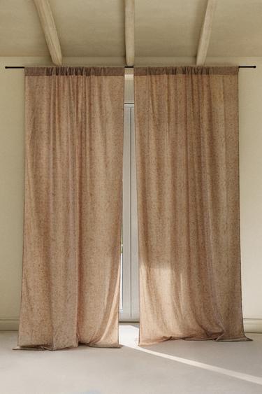 MEDIUM OPACITY FLORAL CURTAIN - Light beige by Zara