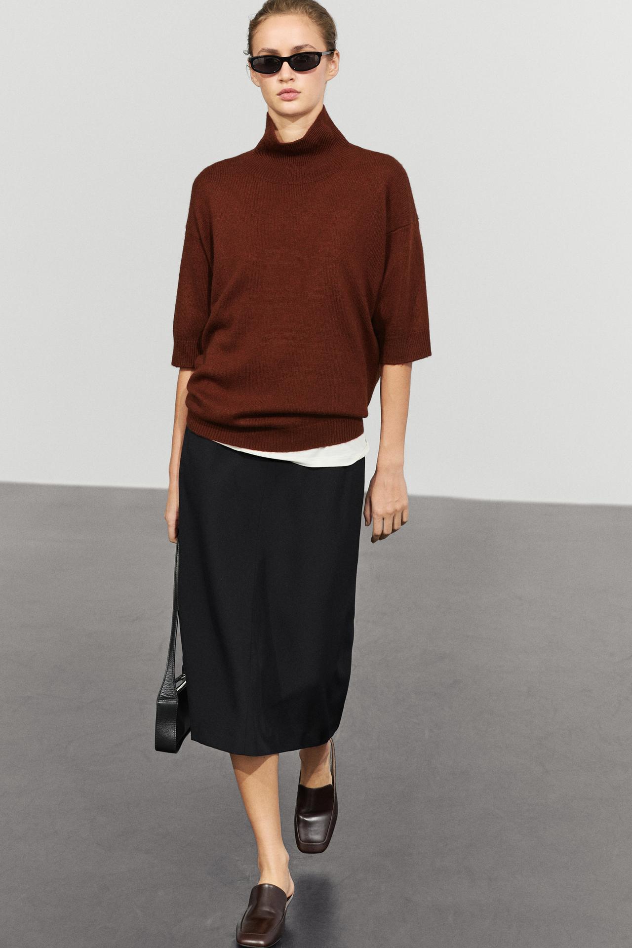 Wool knit sweater with mock turtleneck — white