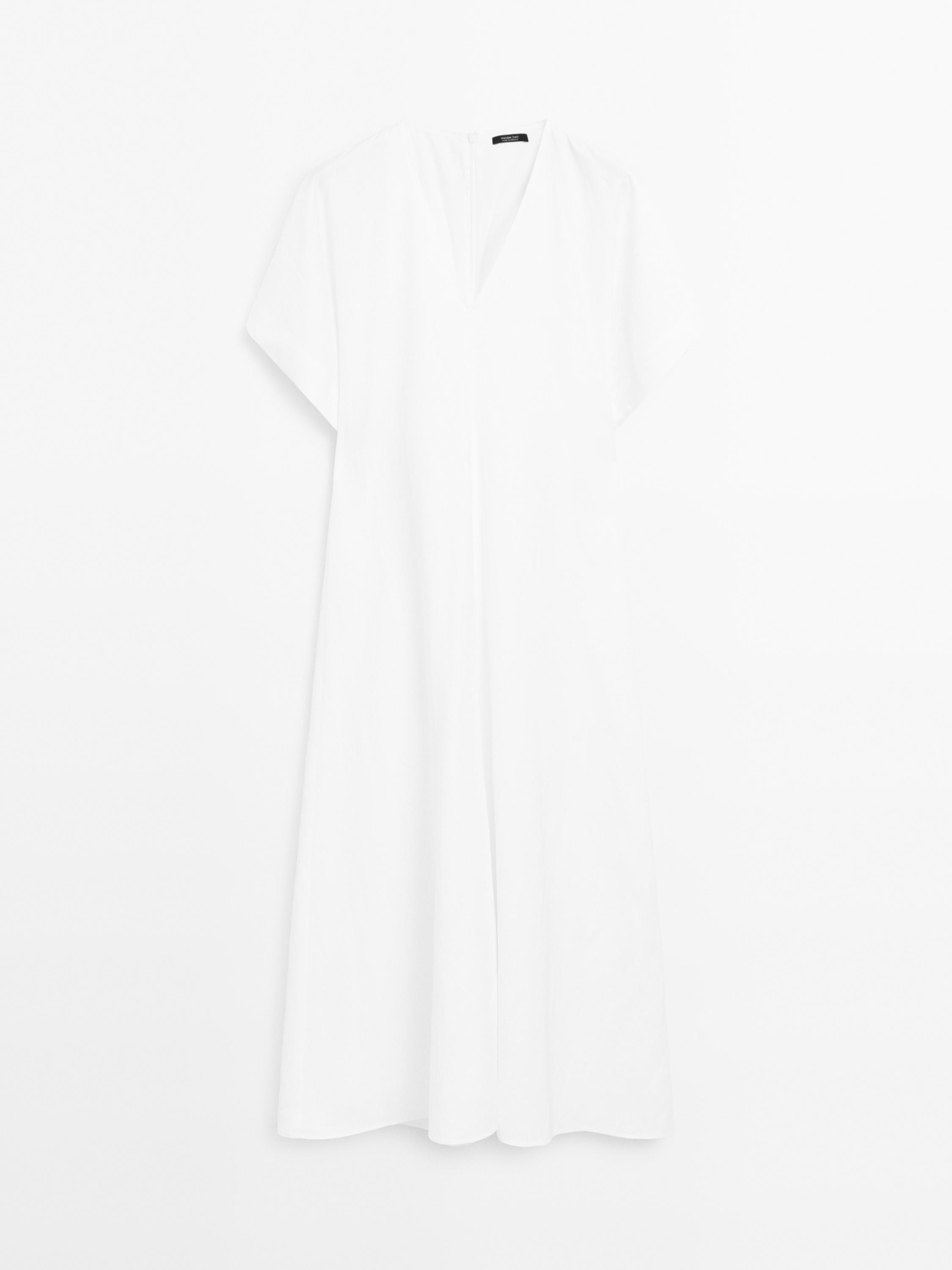Robe midi ample décolleté en V