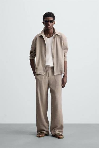 PANTALÓN RELAXED FIT ESTRUCTURA CUADRILLÉ - Marrón / Topo de Zara - Imagen 0