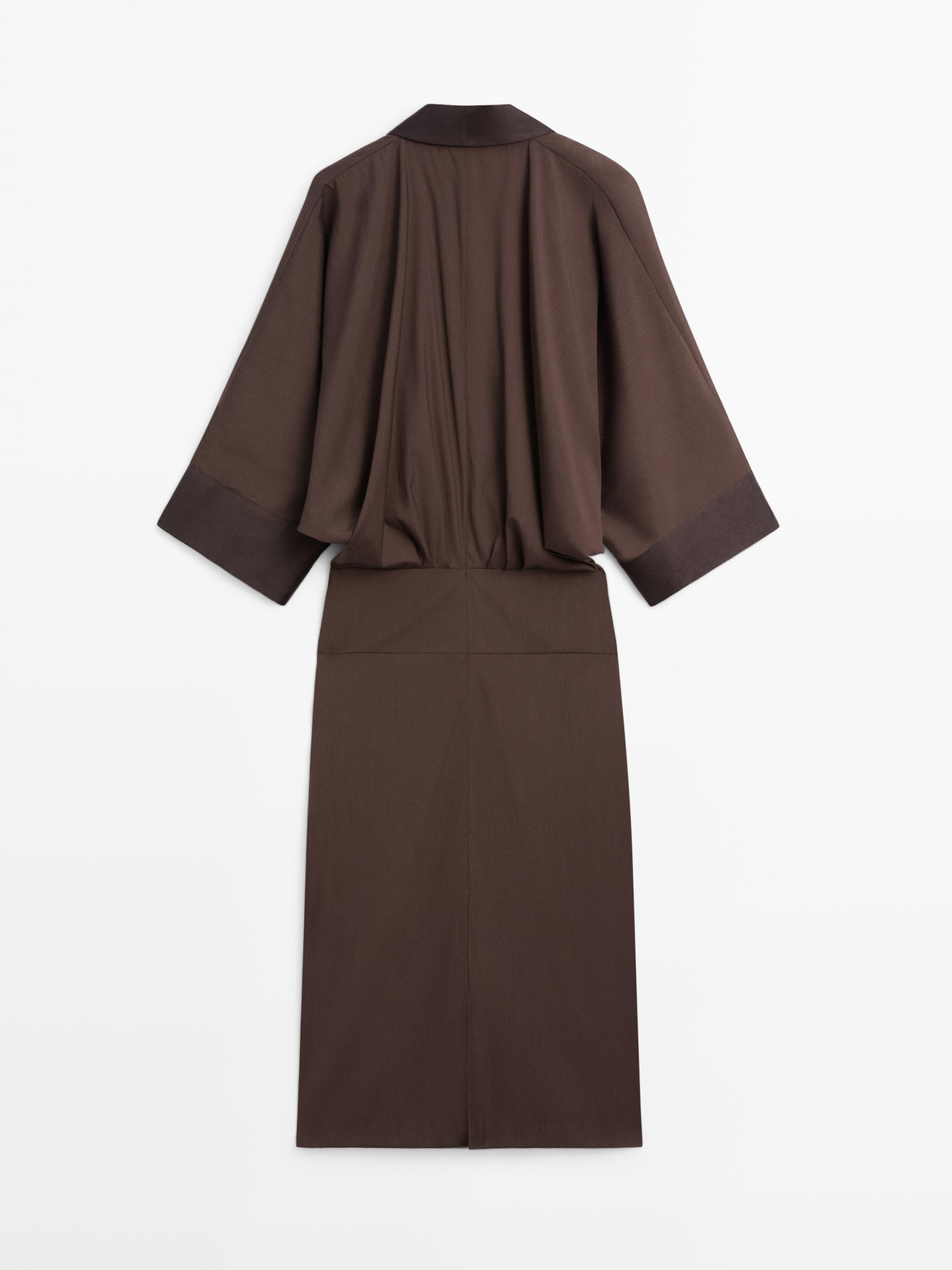Long sleeve dress with gathered detail