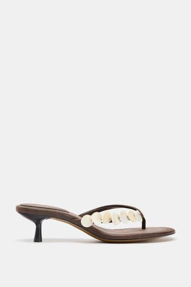SANDALIA ABALORIOS KITTEN - Marrón de Zara - Imagen 0