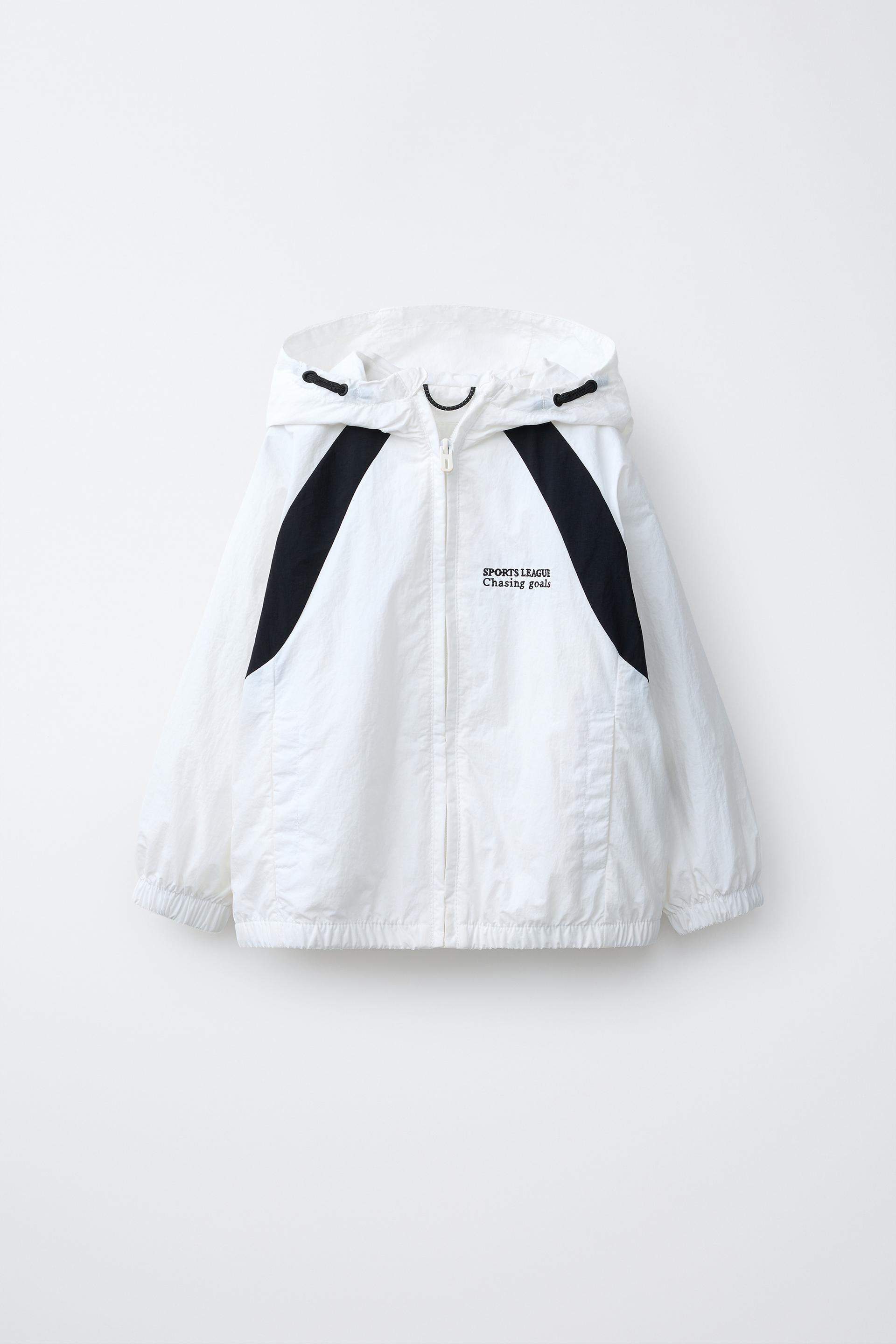 Lightweight Raincoat With Slogan