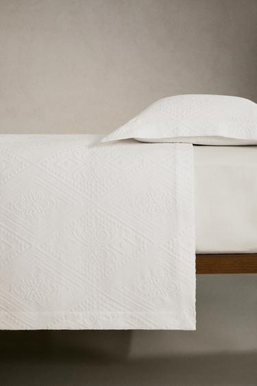 COUVRE-LIT COTON MOTIF GÉOMÉTRIQUE - Blanc de Zara - Image 2
