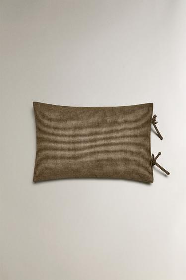 CHECK COTTON AND LINEN CHRISTMAS CUSHION COVER - Green by Zara - Image 2