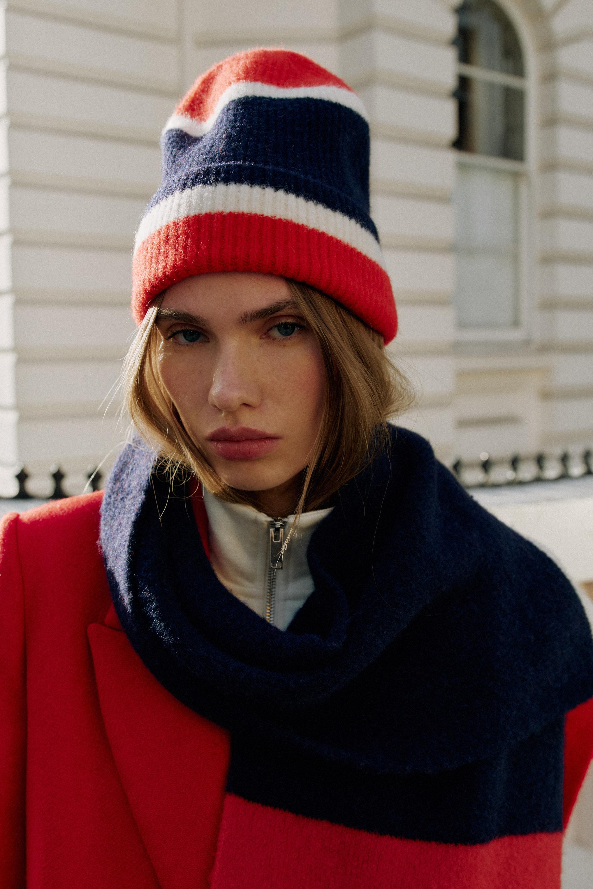 BONNET BEANIE EN MAILLE À RAYURES