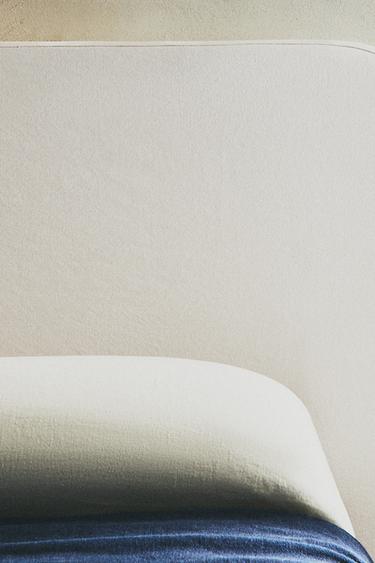 ROUNDED HEADBOARD WITH LINEN COVER - White by Zara