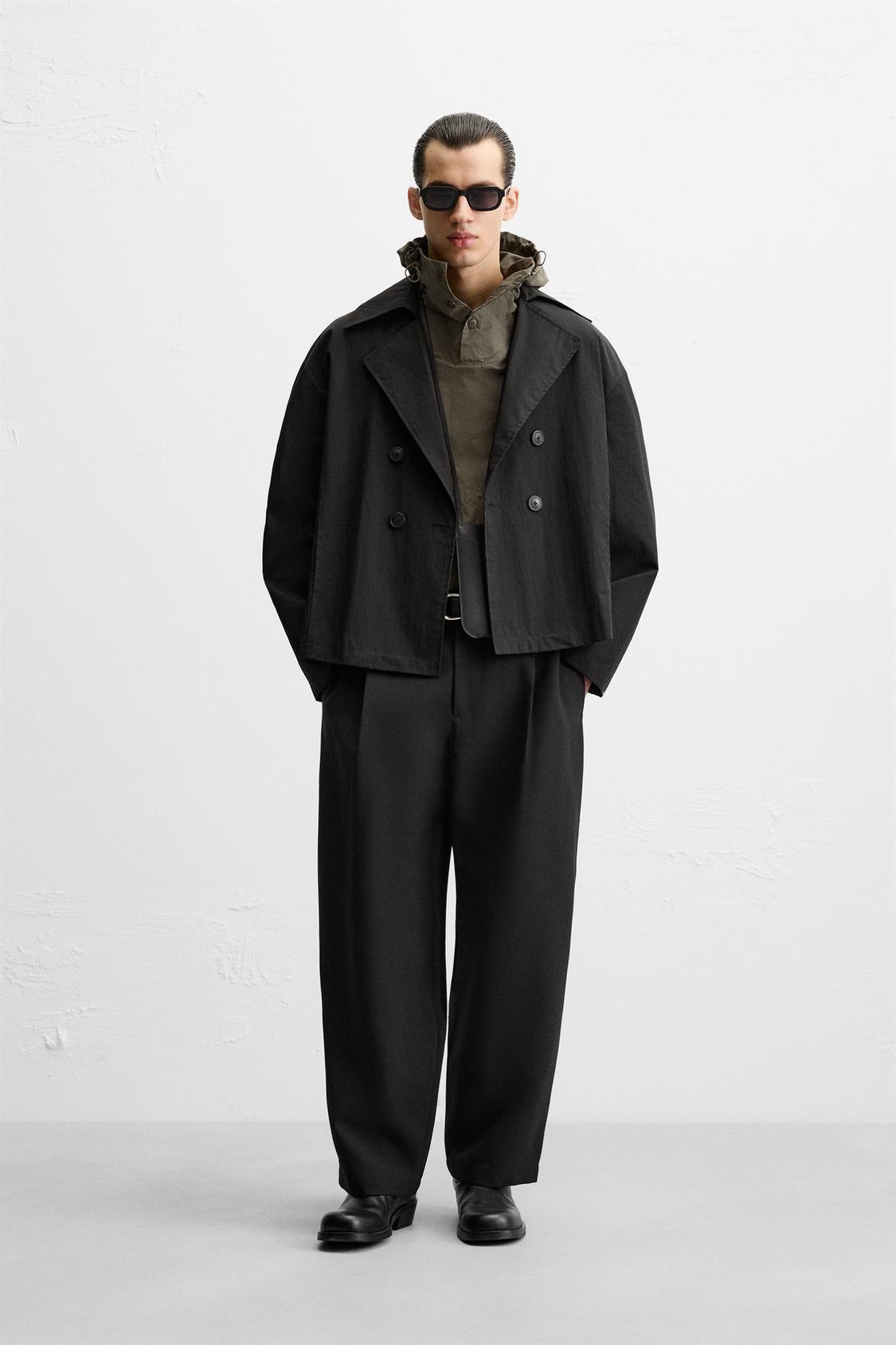 КОРОТКОЕ ПАЛЬТО-ТРЕНЧ ИЗ ТЕХНИЧЕСКОЙ ТКАНИ ZARA
