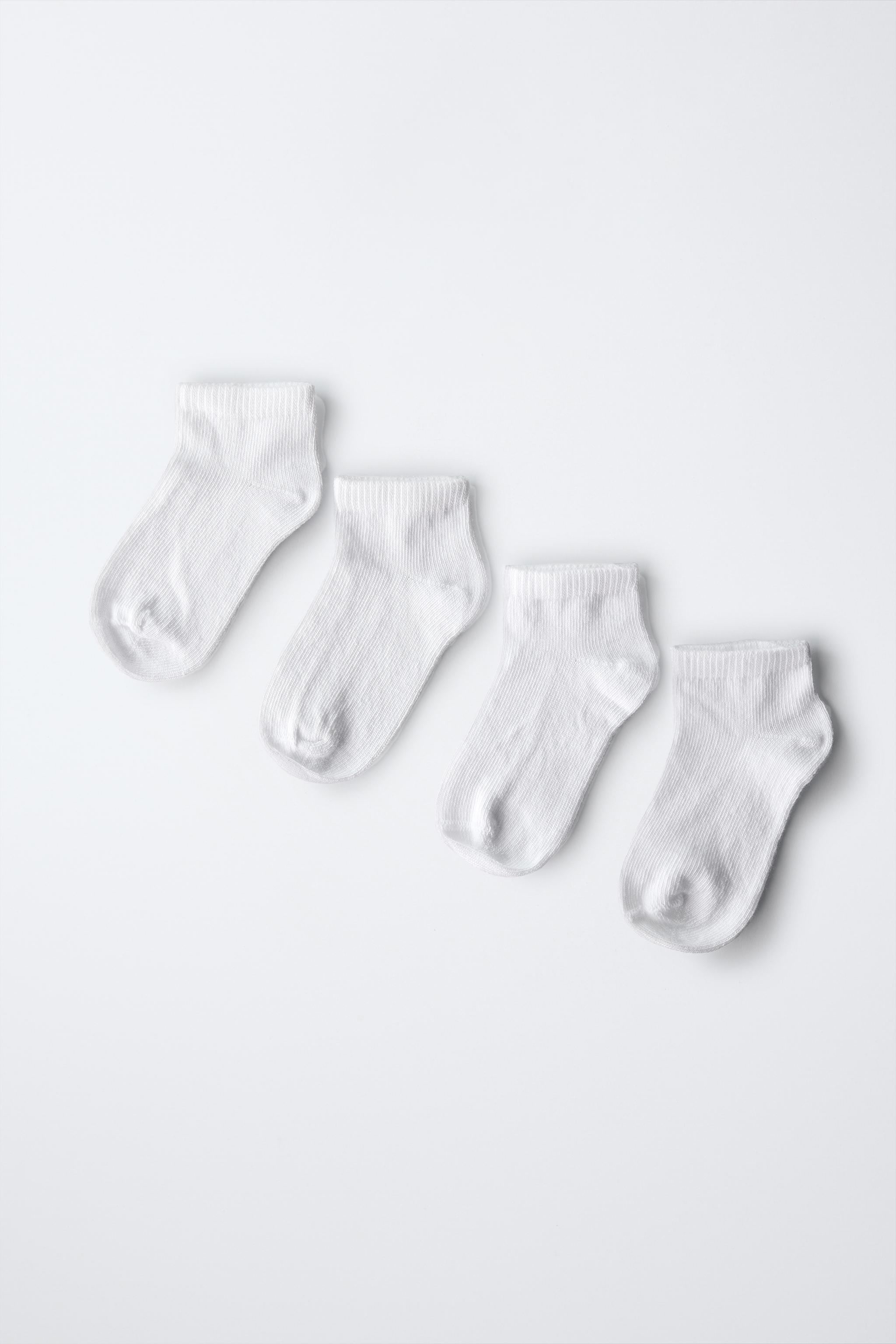 PACK OF FOUR PLAIN SHORT SOCKS — White (alternate view)
