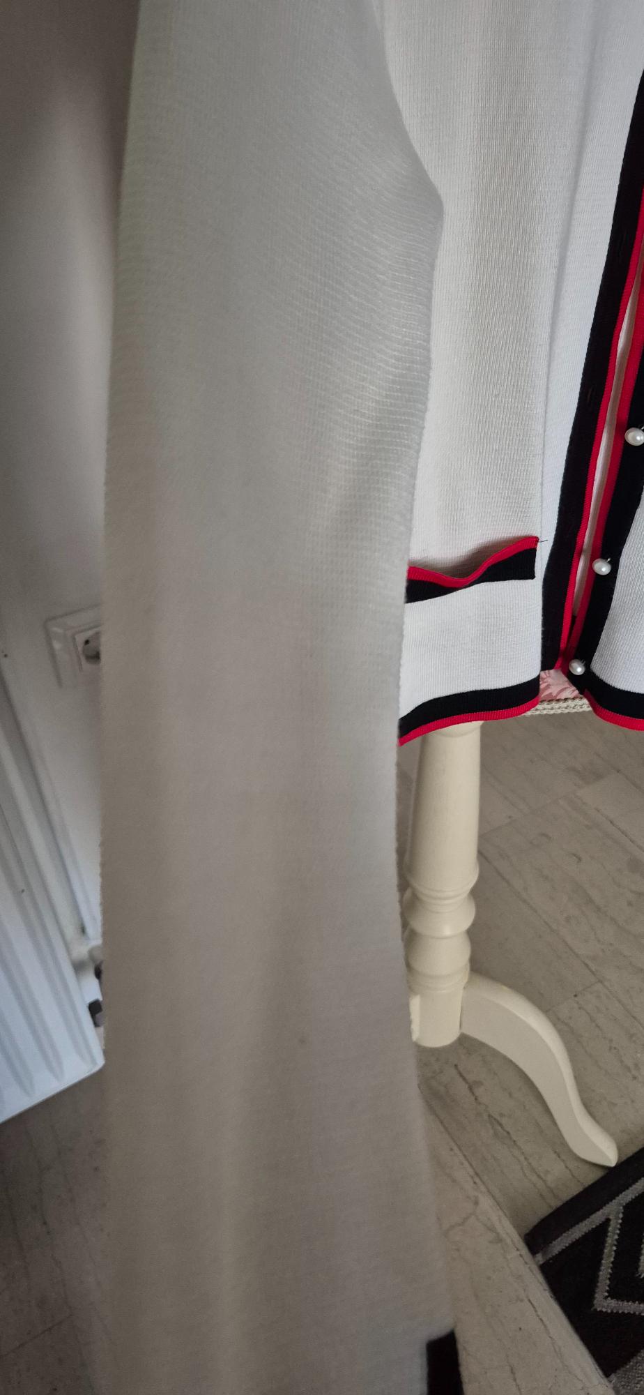 CARDIGAN WITH CONTRASTING PEARL BEADS - Image 8