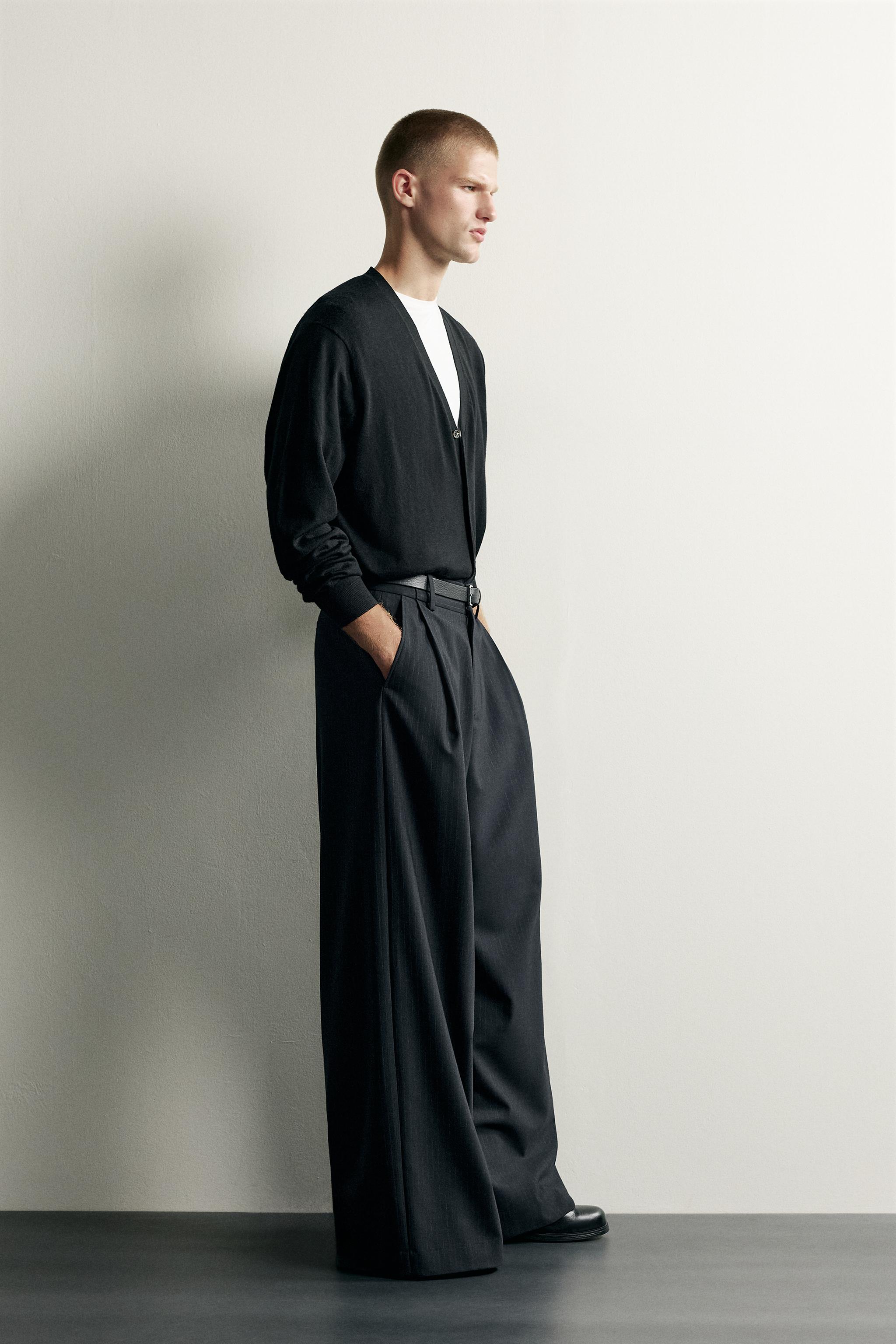 WIDE-FIT PLEATED PANTS - thumbnail 4