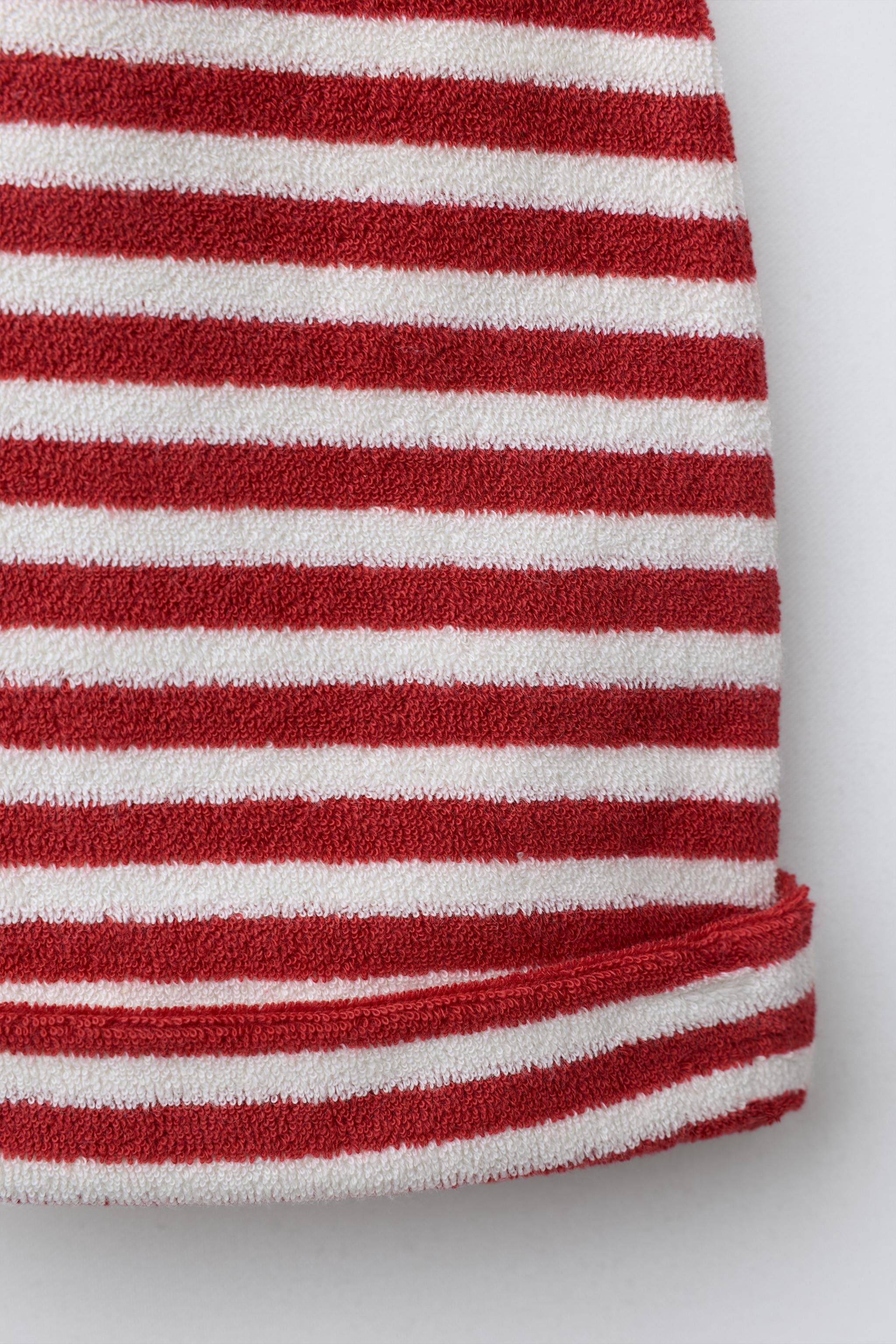 STRIPED TOWEL JUMPSUIT AND POMPOM HAT - Dark red | ZARA United States
