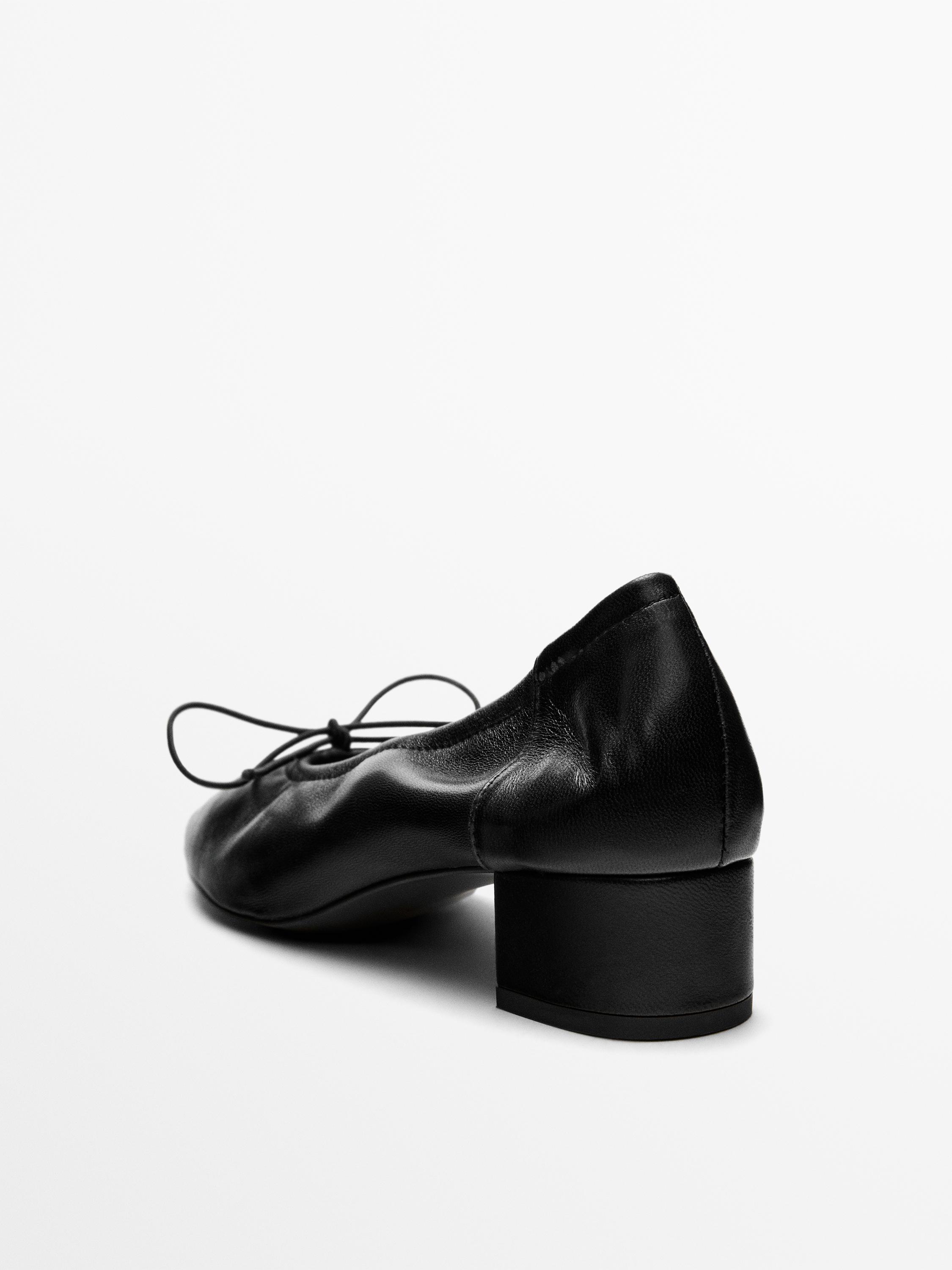 High-heel ballerinas