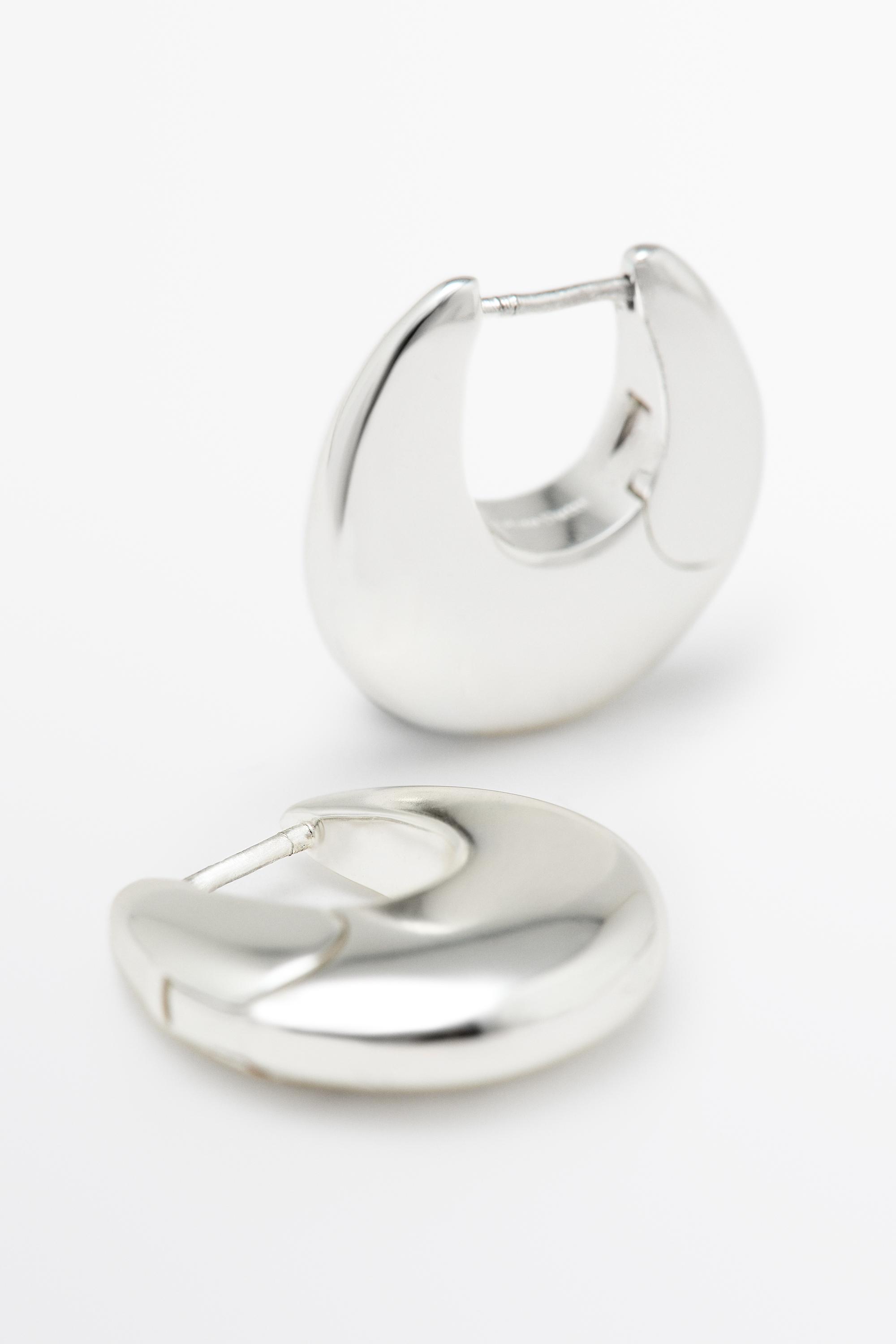 XS oval hoop earrings