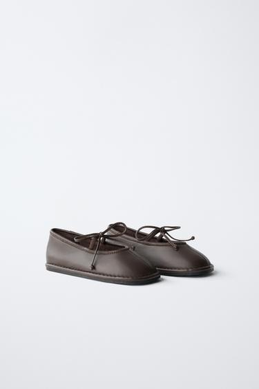 BALLERINES EN CUIR - Marron de Zara - Image 1