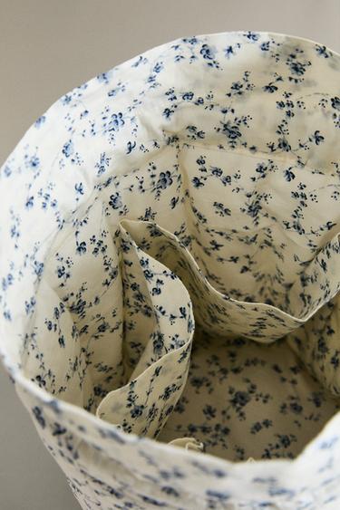 BLUE FLORAL BABY BUCKET BAG - Блакитний Zara