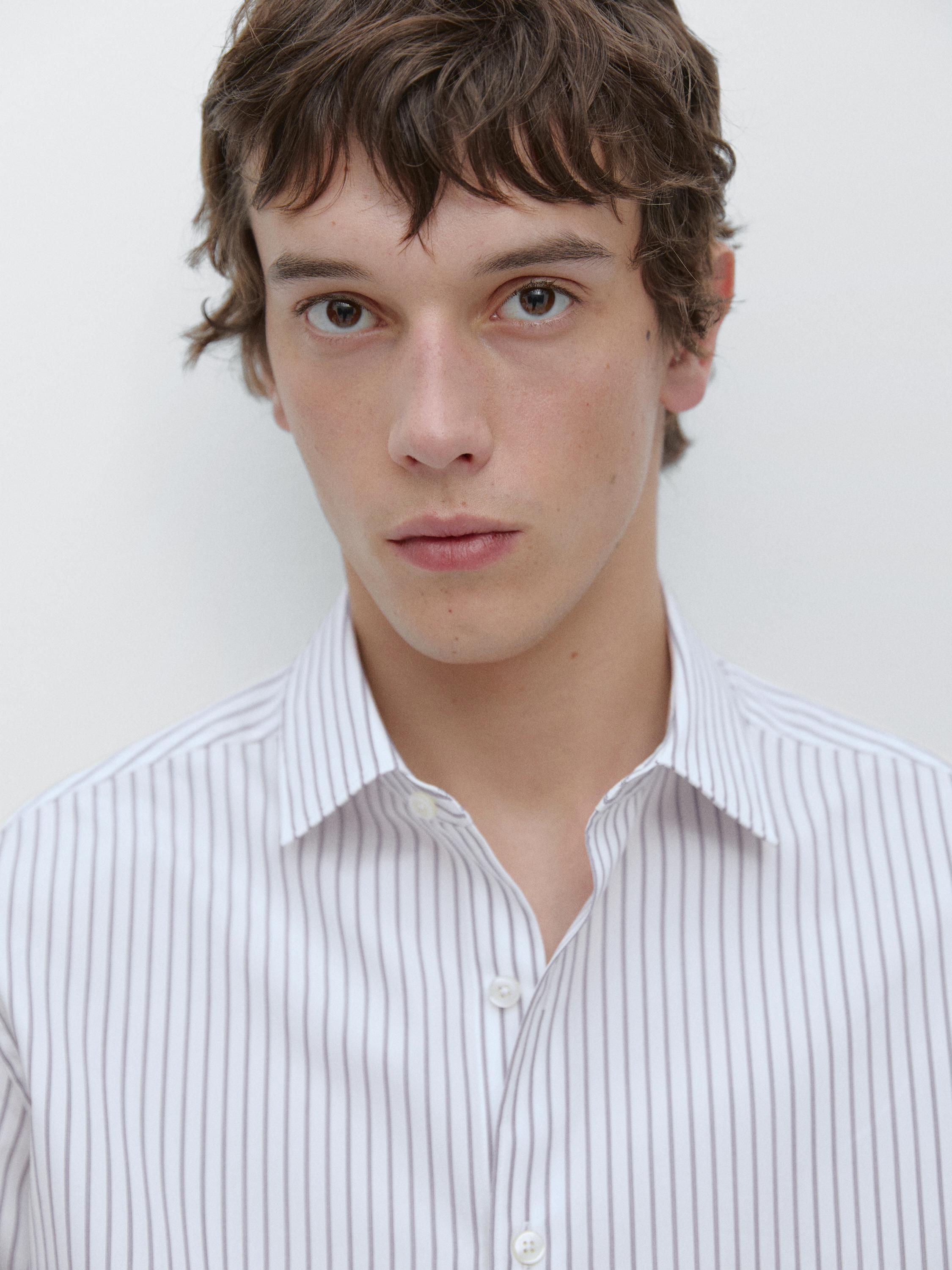 Regular fit striped shirt