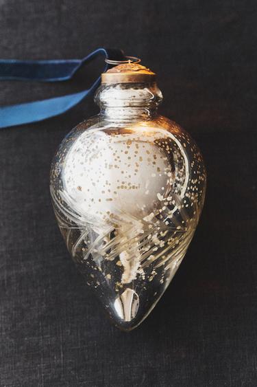 FLORAL TEARDROP CHRISTMAS TREE DECORATION - Silver by Zara - Image 4
