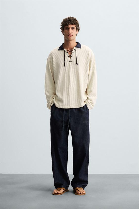 TEXTURED DRAWSTRING SWEATSHIRT