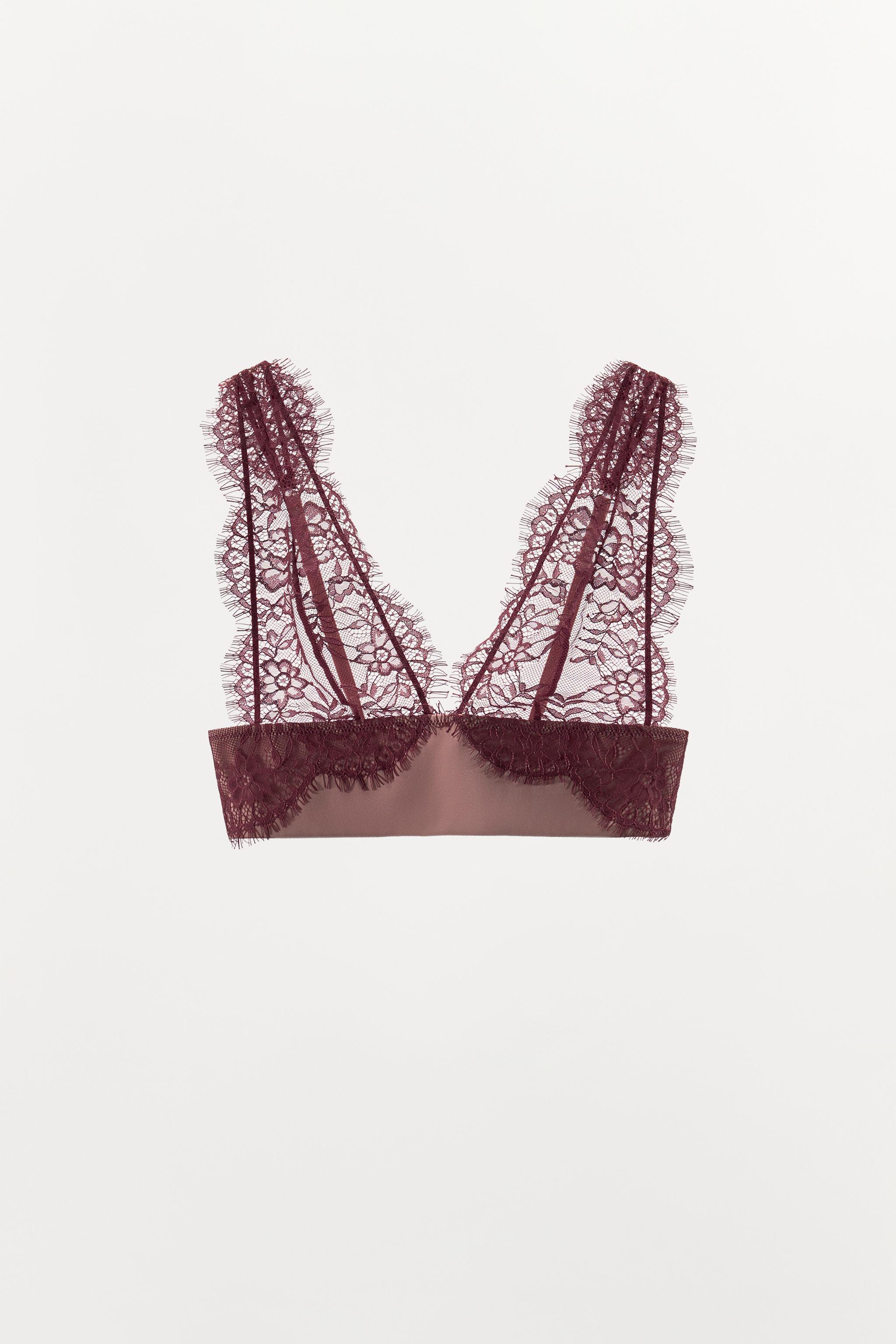 BRALETTE TRIANGULAIRE EN DENTELLE