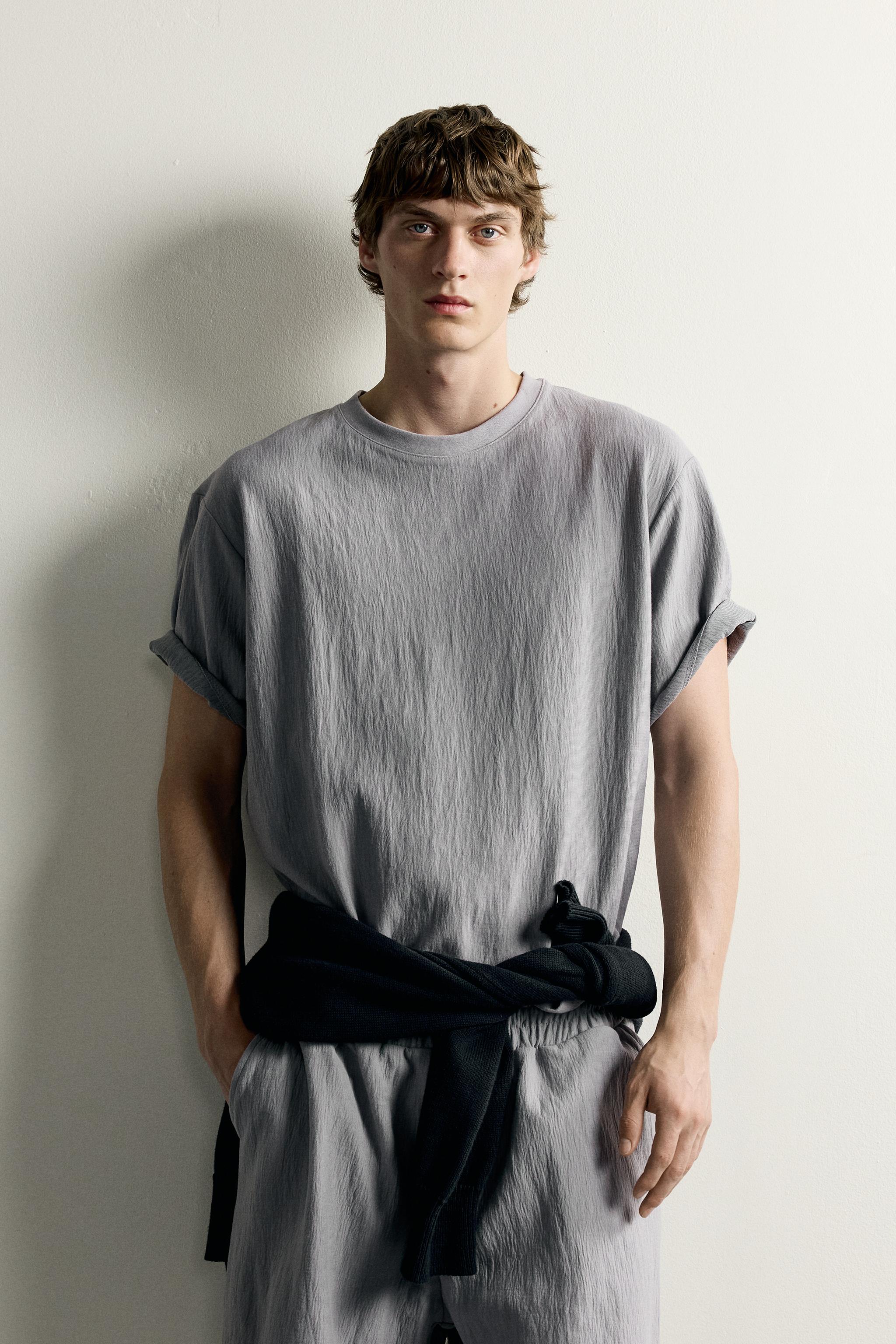 RELAXED FIT TEXTURED T-SHIRT — Gray