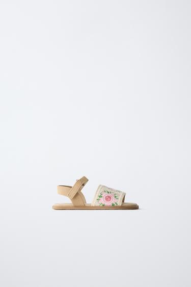 BAREFOOT CROCHET SANDALS - Multicoloured by Zara