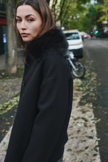 CROPPED COAT WITH WOOL AND FAUX FUR LAPEL - Black by Zara - Image 4