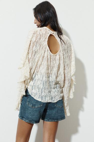 LACE TOP WITH RUFFLES - Ecru by Zara