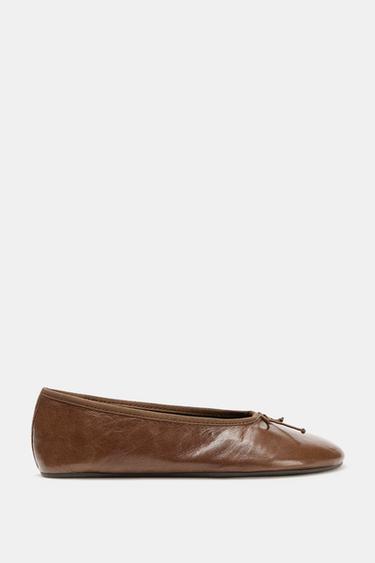 BALLERINES EN CUIR AVEC NŒUD - Marron de Zara