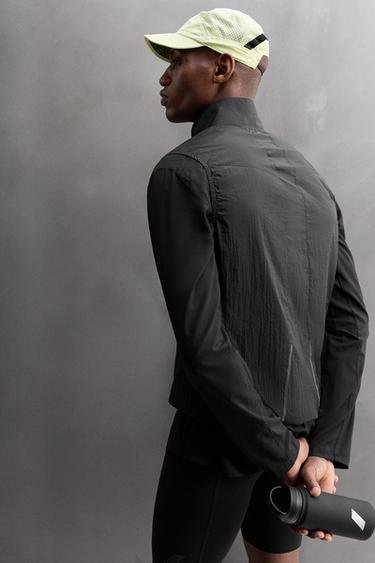 LIGHTWEIGHT TECHNICAL GILET - Black by Zara