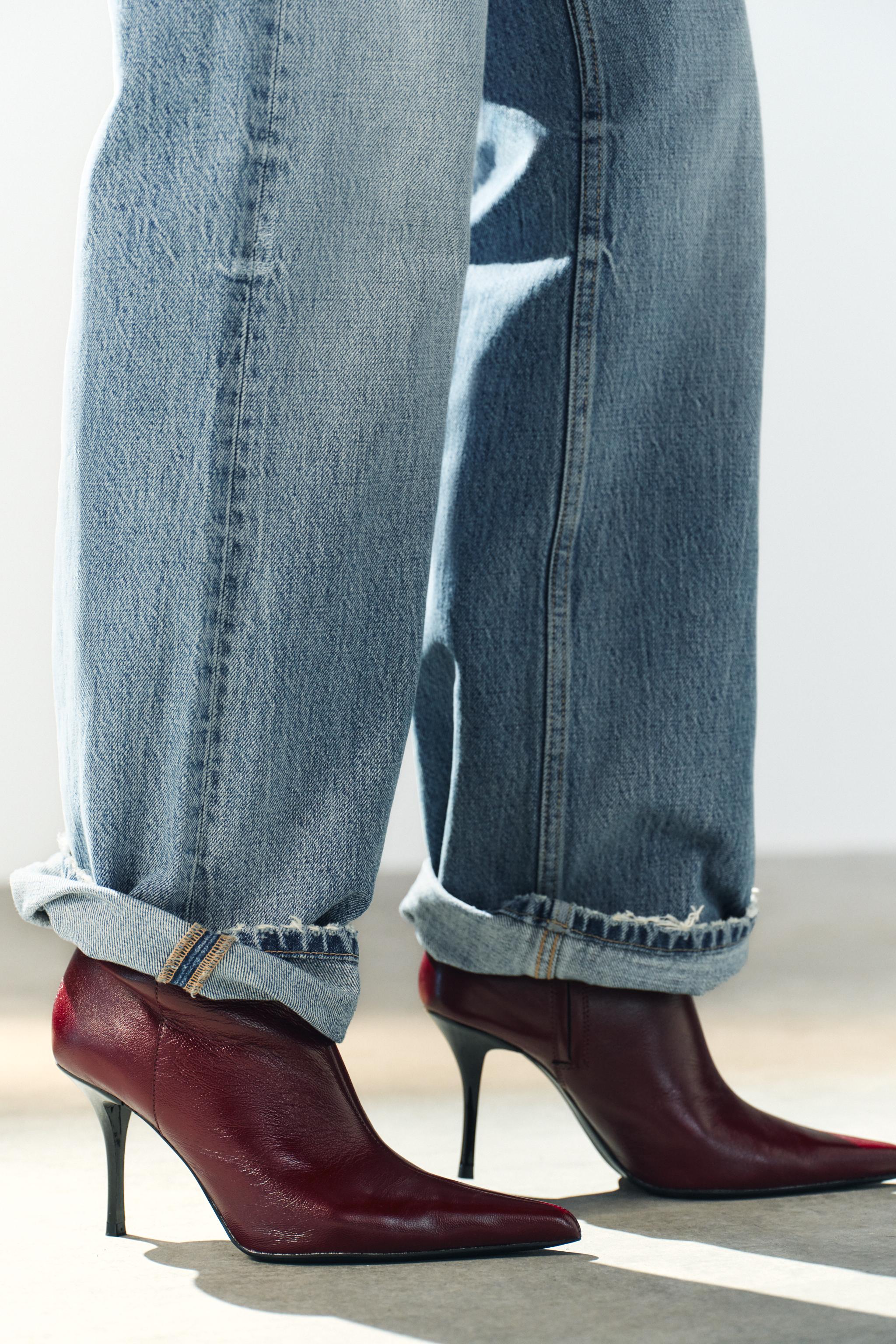 BOTTINES À TALONS EN CUIR