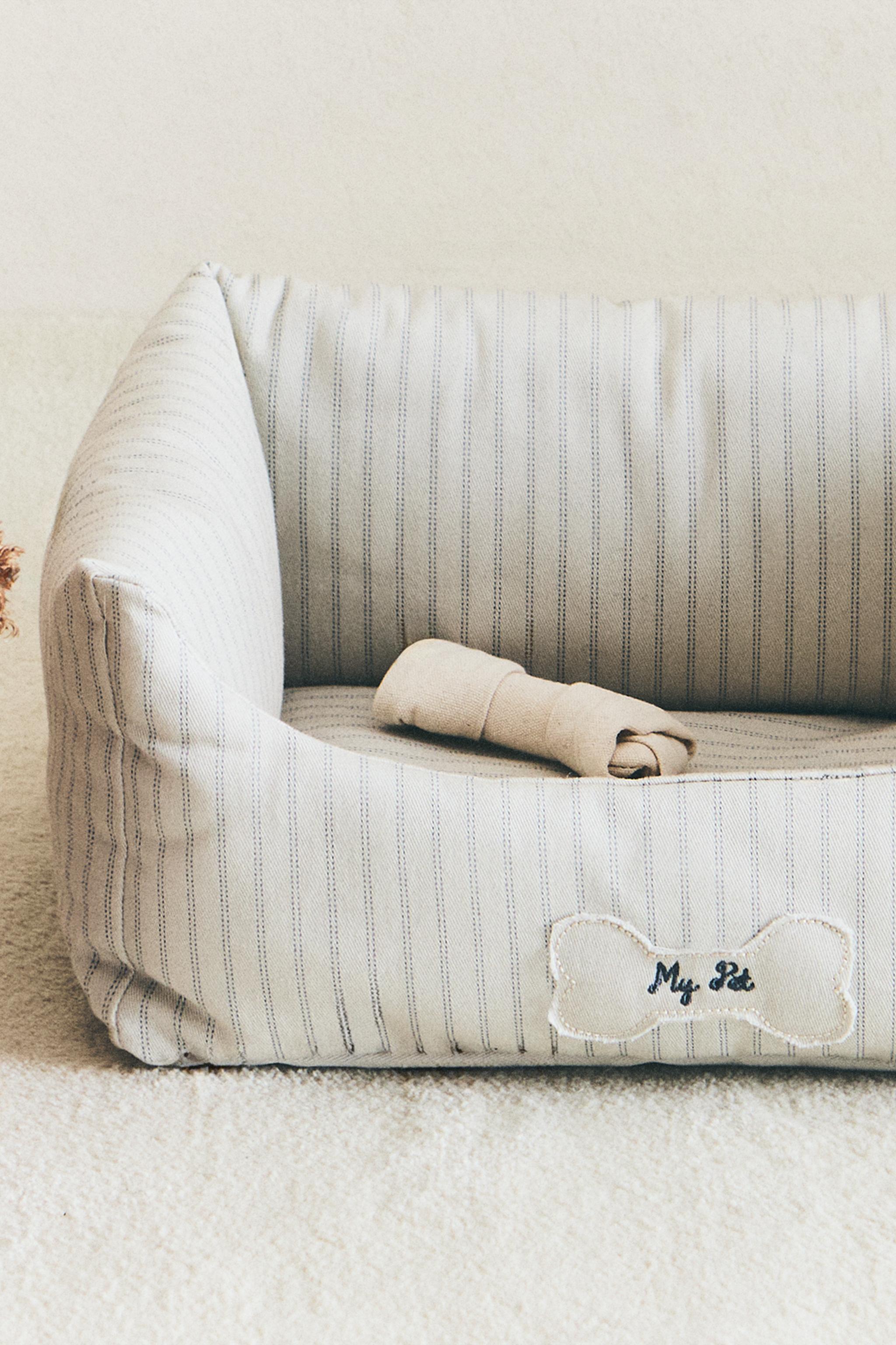 CHILDREN’S TOY PET BED