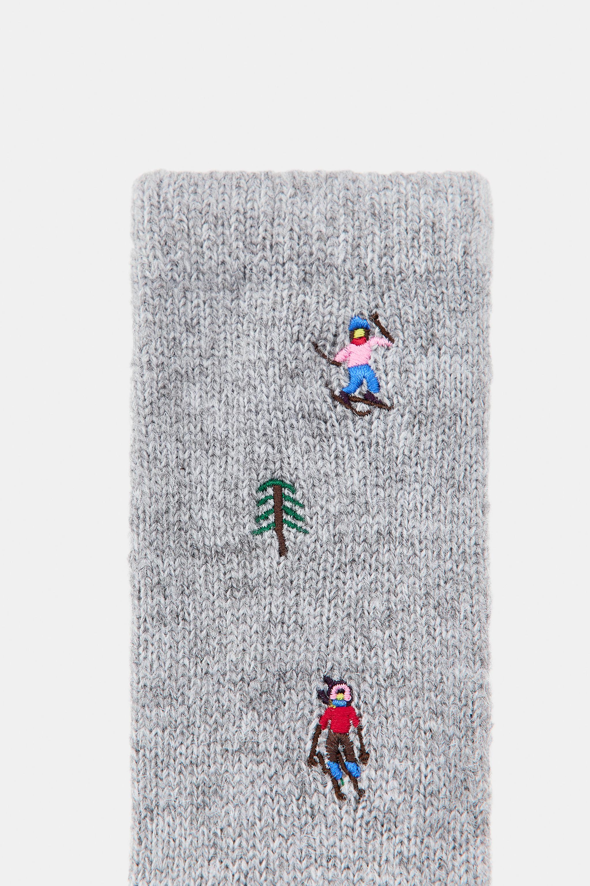 CHAUSSETTES MONTANTES BRODÉES