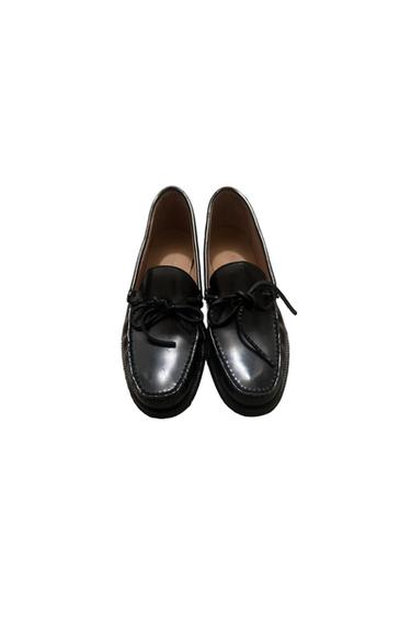 LEATHER BOW LOAFER