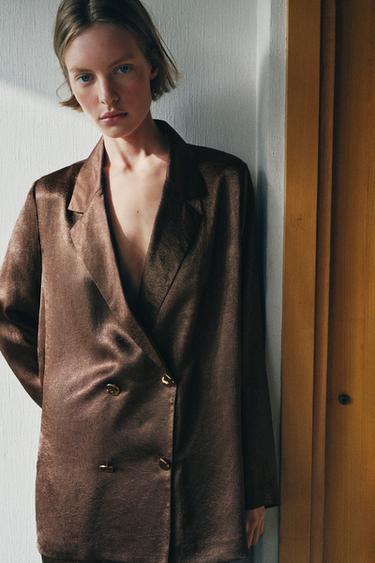 بليزر انسيابي بمظهر مجعد طقم - بني by Zara