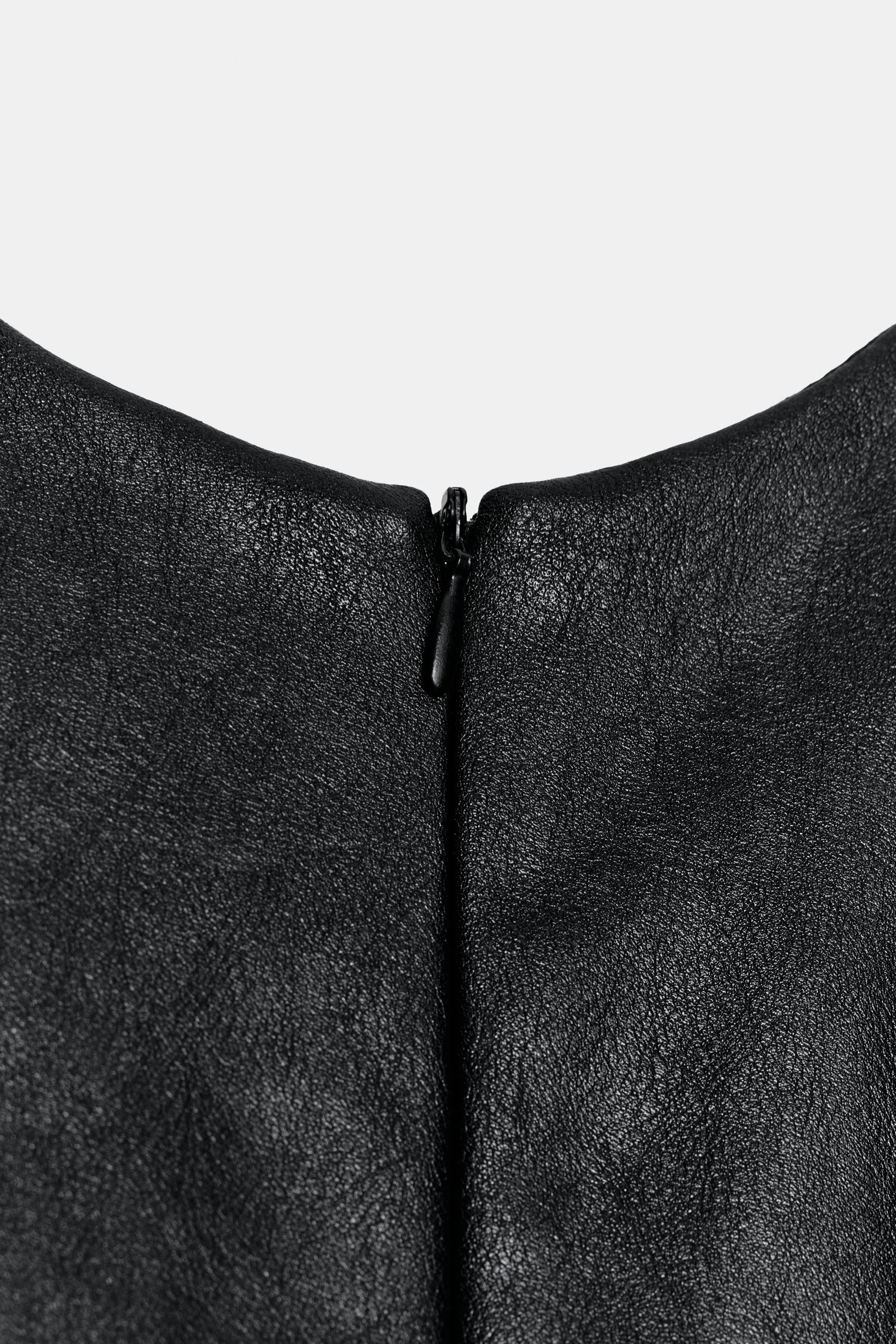 Женские рубашки Zara FAUX LEATHER TOP — фото 7