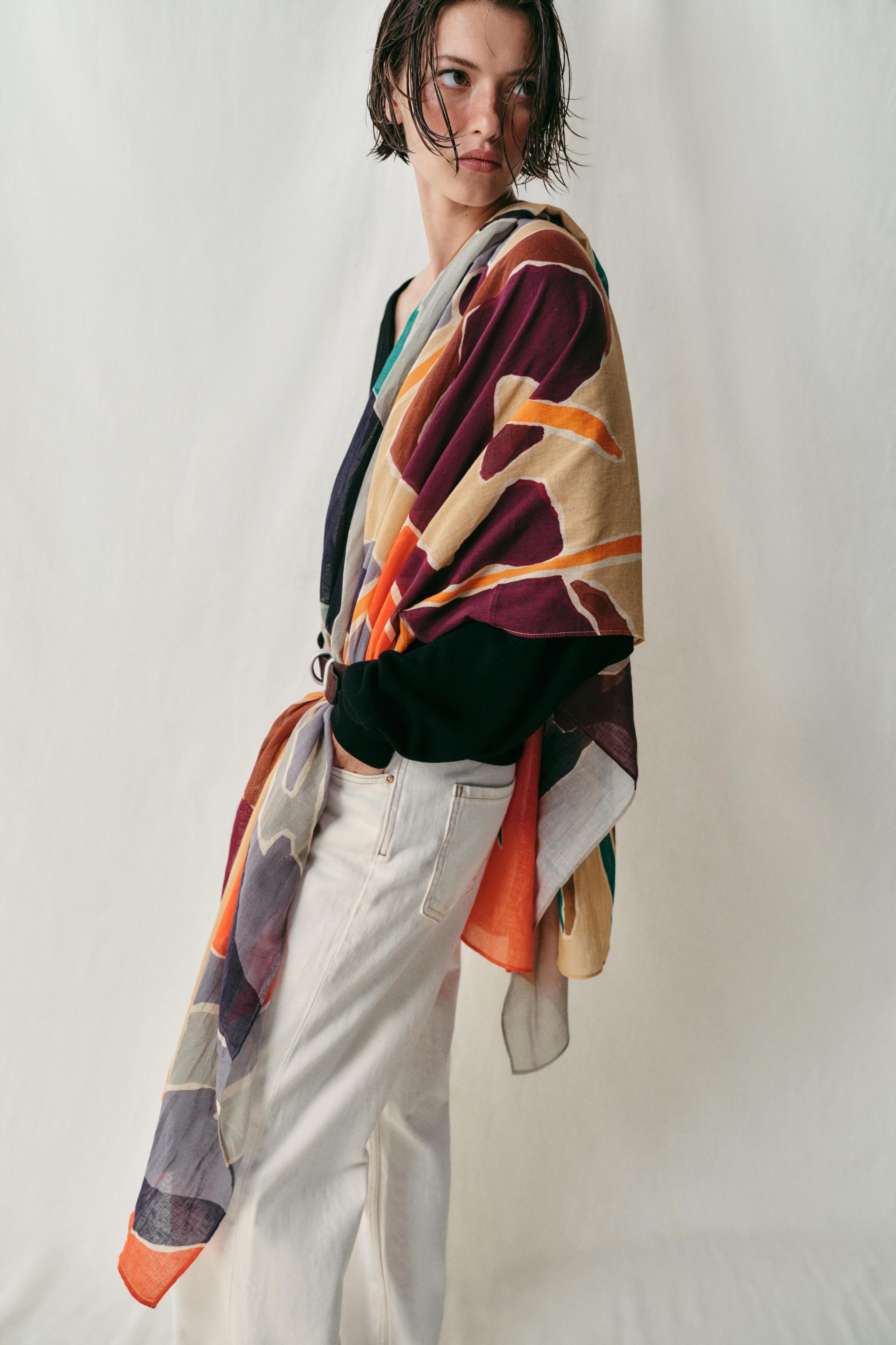 LINEN-BLEND PRINTED SCARF — Sand