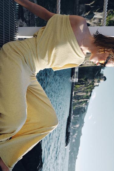 PANTALON DROIT TEXTURÉ - Jaune clair de Zara - Image 2