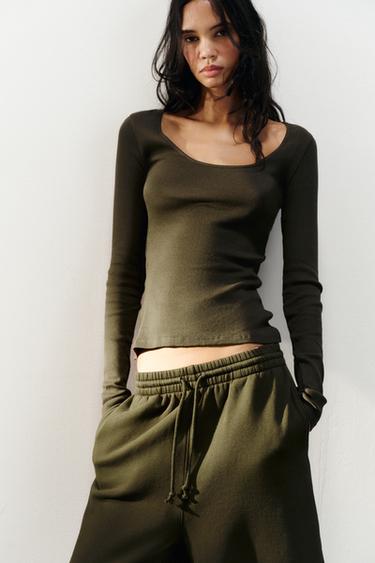 ROUND NECK T-SHIRT — Khaki 1