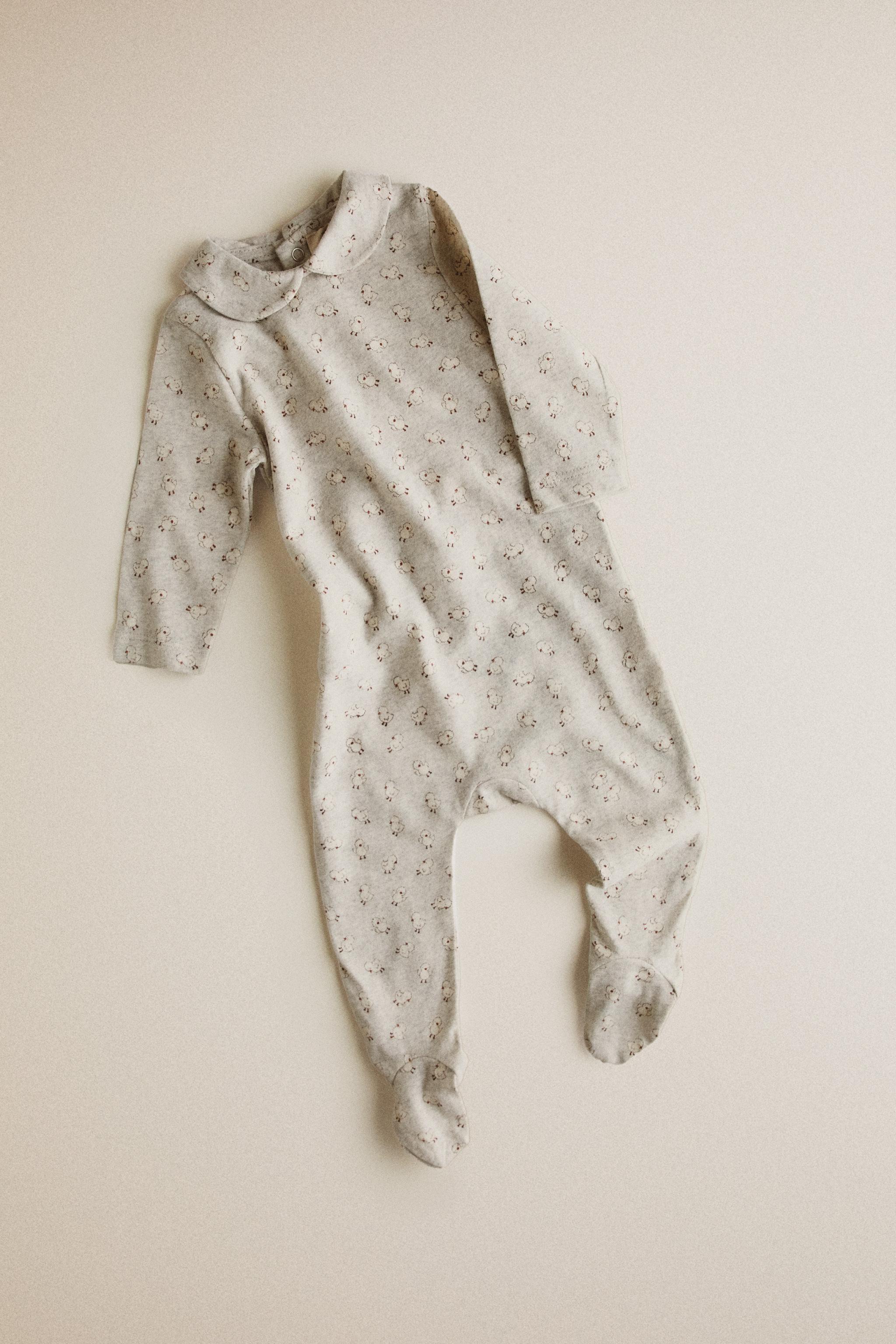 BABY CHICKS FOOTED ROMPER