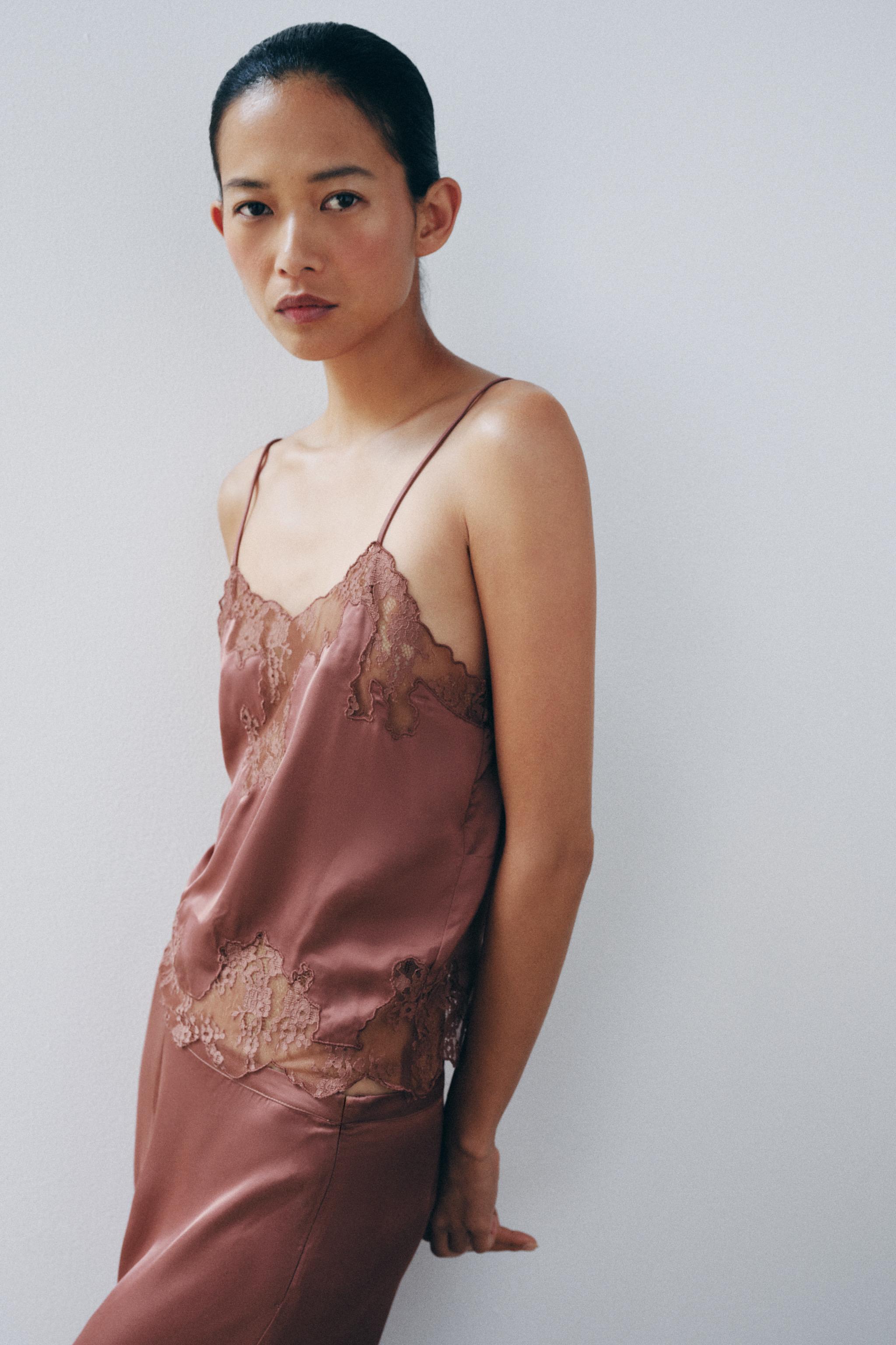 SATIN LACE CAMISOLE TOP