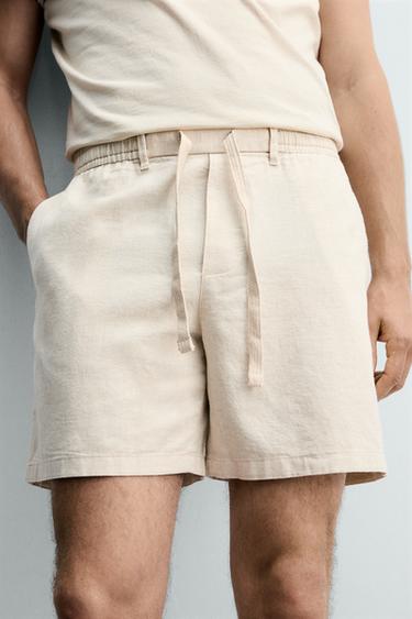 SHORT RELAXED FIT EN COTON ET LIN - Beige clair de Zara - Image 4