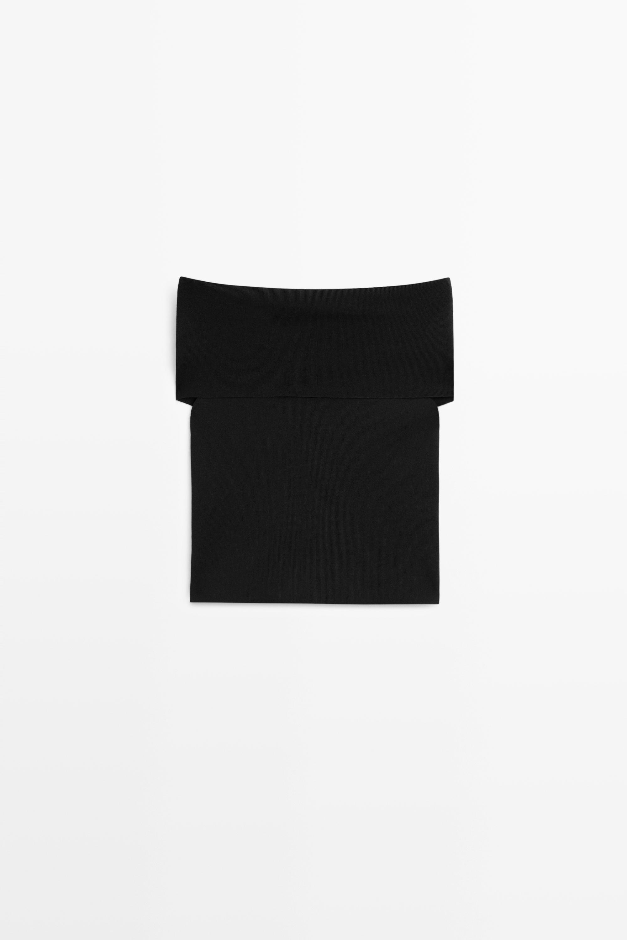 Off-the-shoulder top