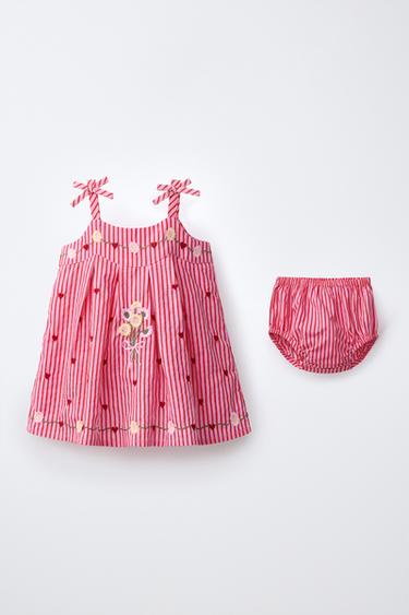 VESTIDO Y BRAGUITA RAYAS Y BORDADOS SISSEL EDELBO X ZARA KIDS - Fucsia de Zara